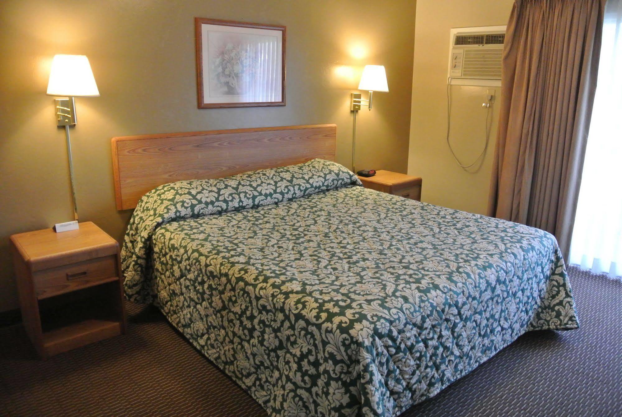 Vino Inn & Suites アタスカデロ エクステリア 写真