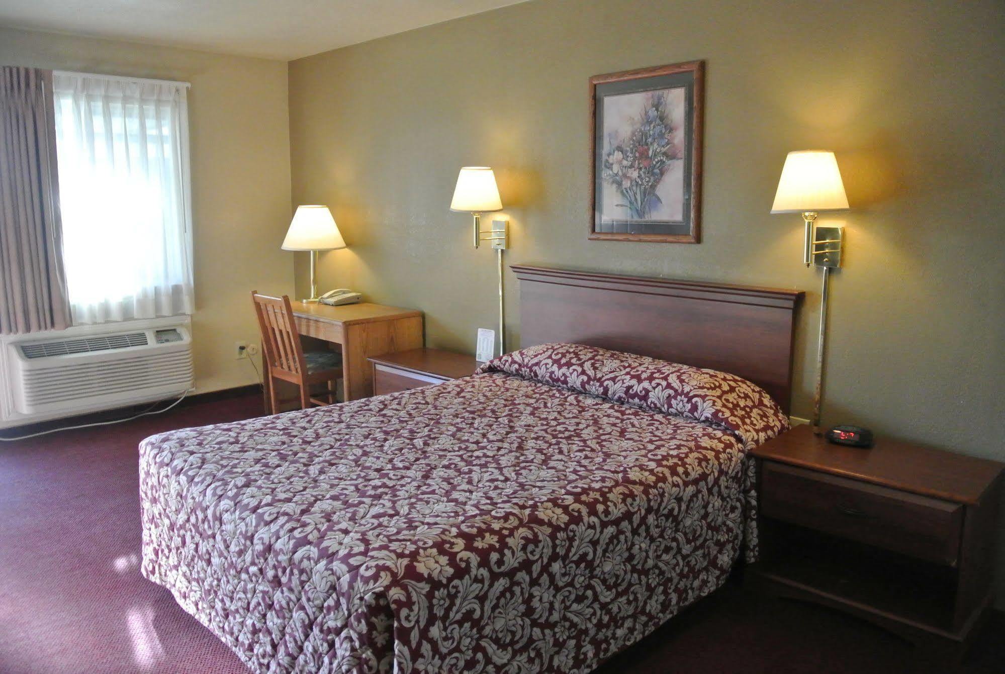 Vino Inn & Suites アタスカデロ エクステリア 写真