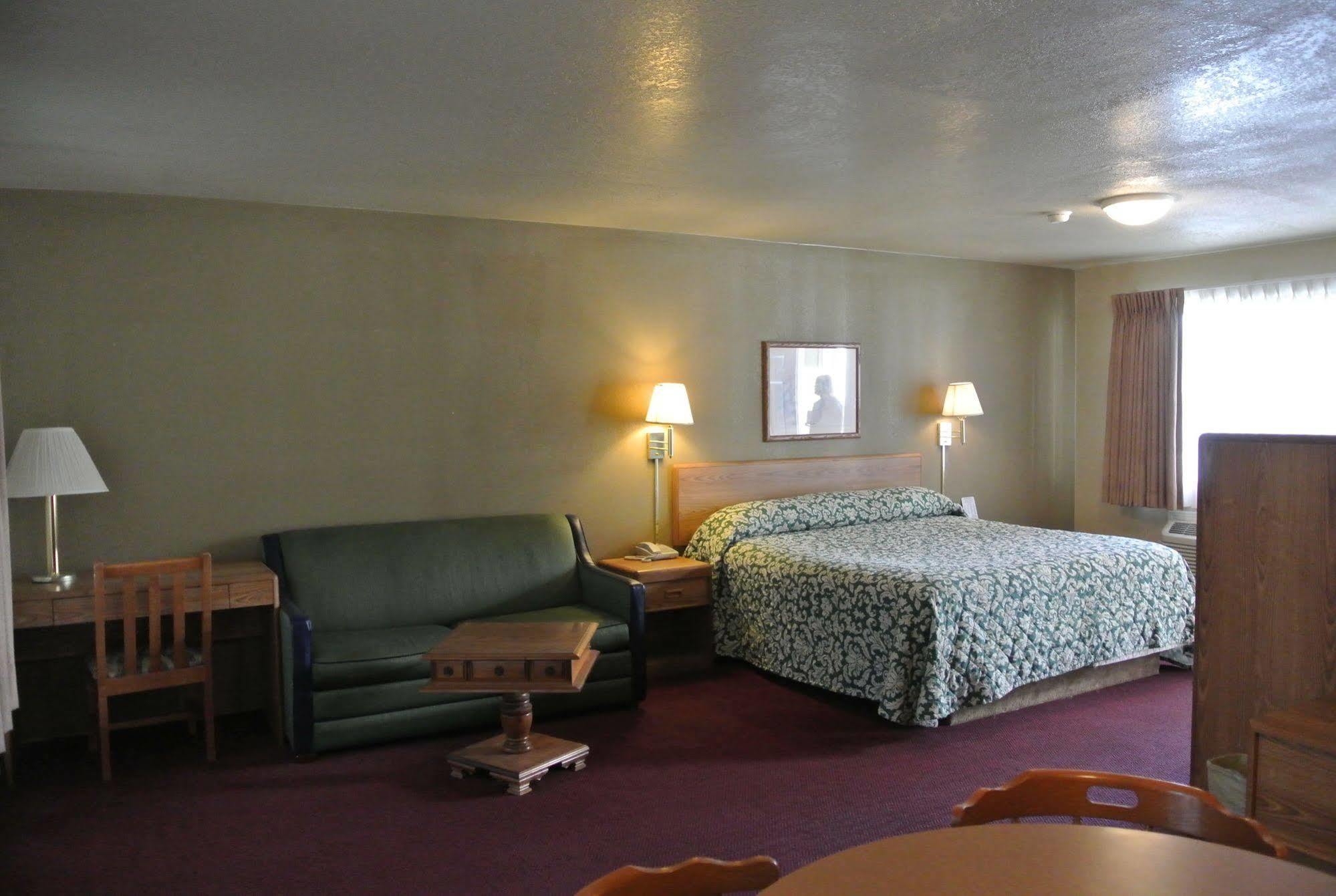 Vino Inn & Suites アタスカデロ エクステリア 写真